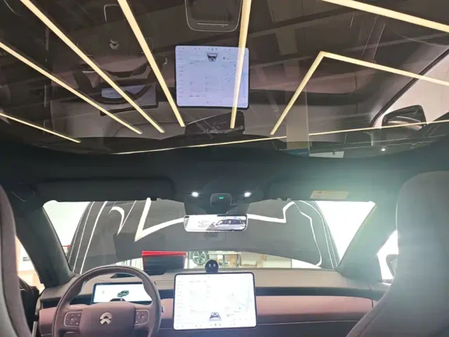 Nio ET5 Touring — Фото автомобиля 17