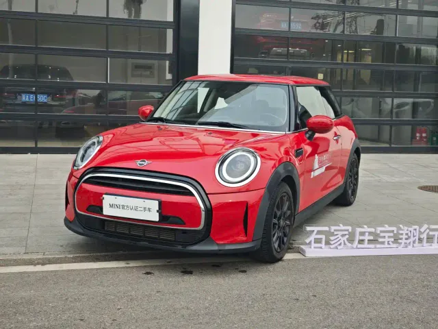 MINI MINI 2022 1.5T ONE — Фото автомобиля 2