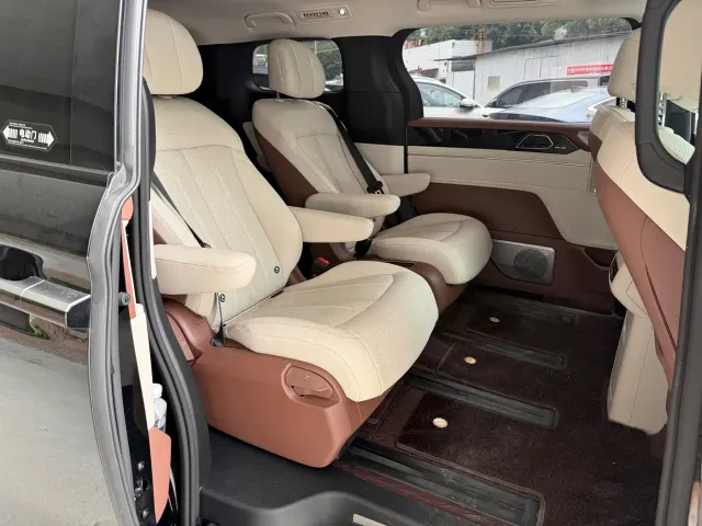 BYD Xia — Фото автомобиля 5