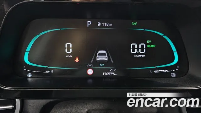 Hyundai Avante CN7 — Фото автомобиля 11