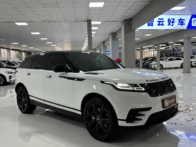 Land Rover Range Rover Velar 2023 250PS Gloss Black Collector's Edition — Фото автомобиля 3