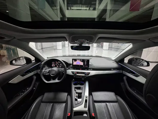 Audi A4L — Фото автомобиля 15