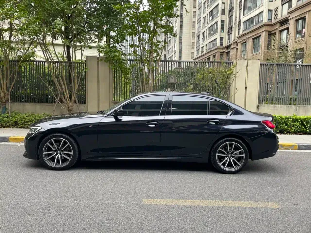 BMW 3 Series — Фото автомобиля 5