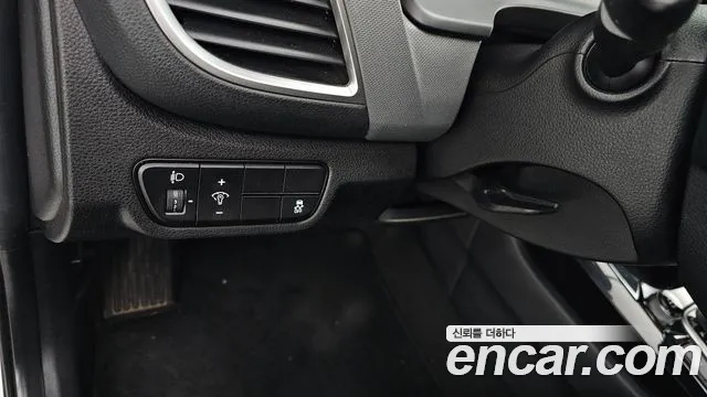 Kia Seltos New — Фото автомобиля 28