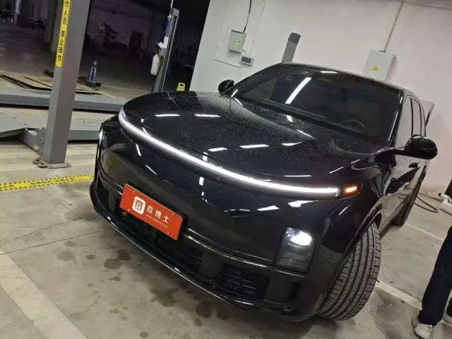 Фотография автомобиля — Li Auto L7