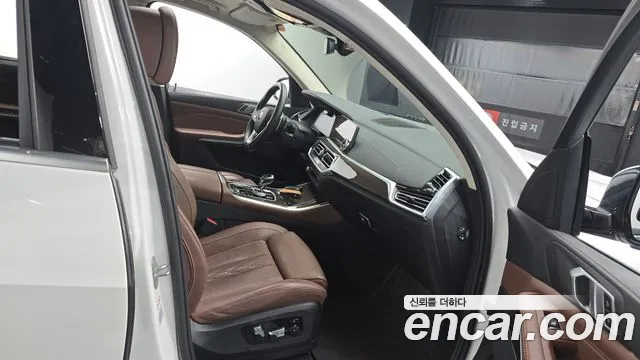 BMW X5 — Фото автомобиля 10