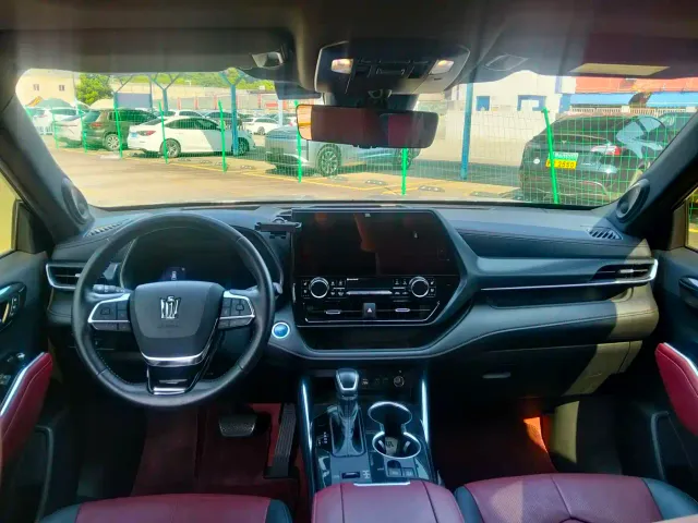 Toyota Crown Kluger — Фото автомобиля 12