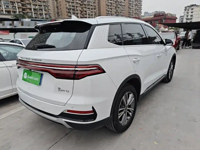 BYD Song Pro — Фото автомобиля 6