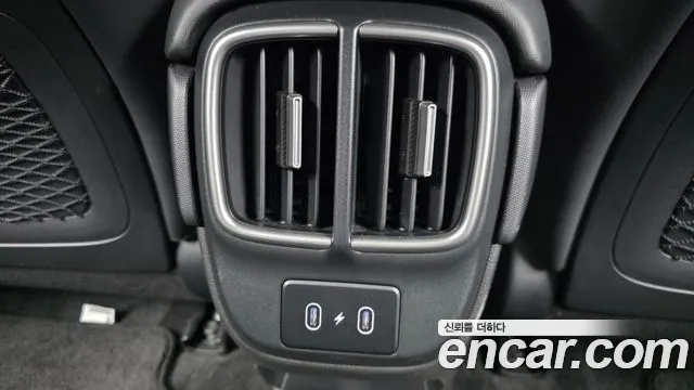 Hyundai Ioniq 6 — Фото автомобиля 29
