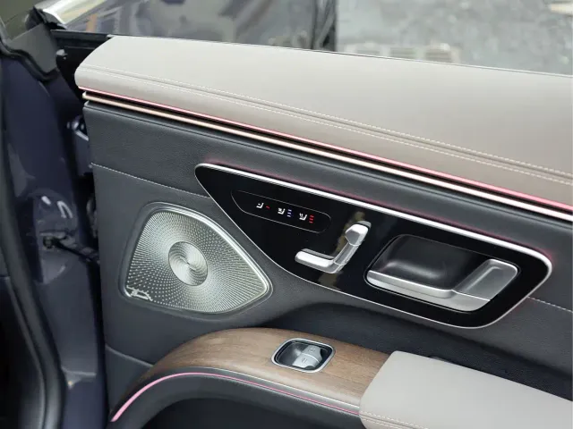 Mercedes-Benz EQS — Фото автомобиля 12
