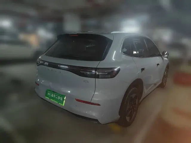 Geely Galaxy E5 — Фото автомобиля 4