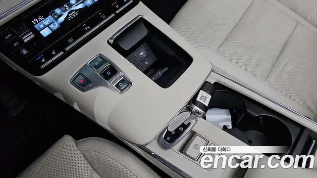 Hyundai Grandeur — Фото автомобиля 9