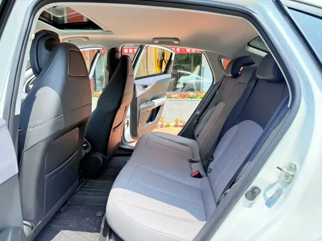 Changan Qiyuan A05 — Фото автомобиля 7
