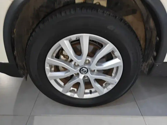 Nissan X-Trail — Фото автомобиля 22
