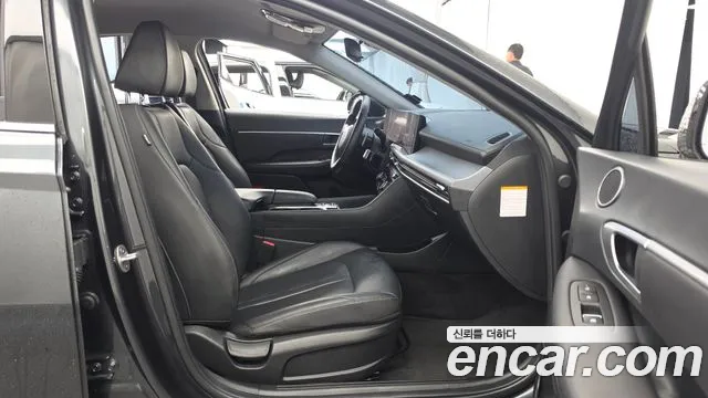 Hyundai Sonata Premium — Фото автомобиля 11
