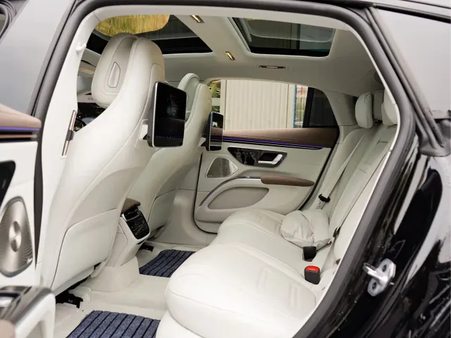 Mercedes-Benz EQS AMG — Фото автомобиля 12