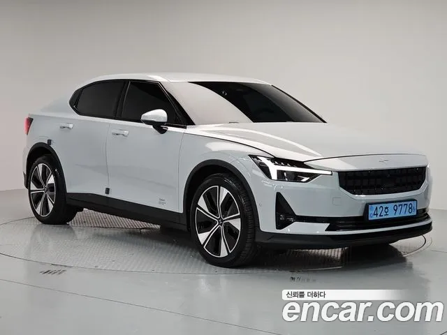 Polestar 2 — Фото автомобиля 2