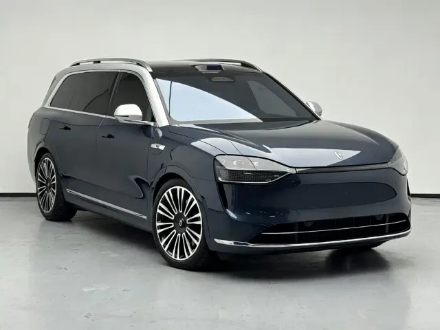AITO Wenjie AITO M9 2024 Extended Range Ultra 42kWh 6-Seater — Фото автомобиля 2