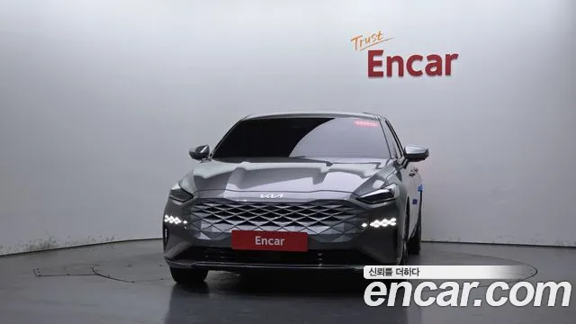 Kia K8 Hybrid — Фото автомобиля 3
