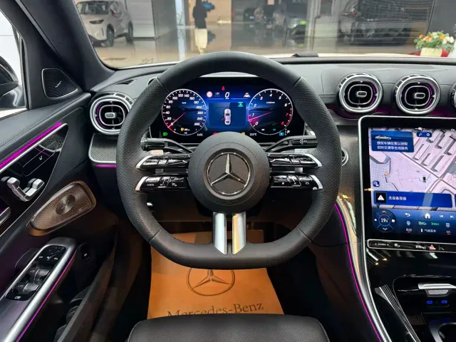 Mercedes-Benz C-Class — Фото автомобиля 12