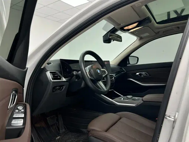 BMW 3 Series — Фото автомобиля 15