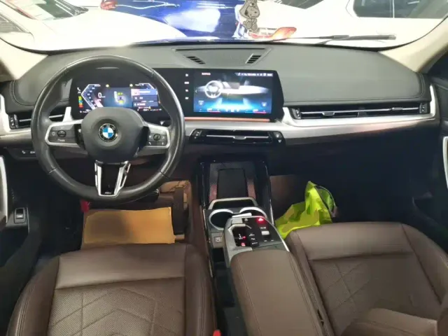 BMW X1 — Фото автомобиля 9
