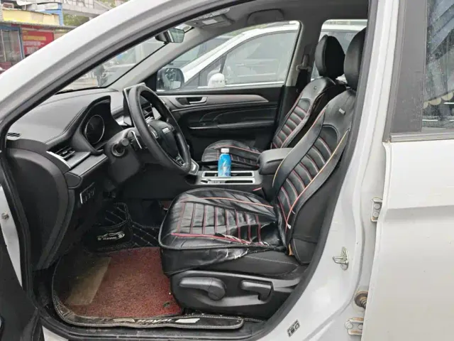 Haval Haval M6 2021 PLUS 1.5T DCT Elite Smart Connect — Фото автомобиля 9