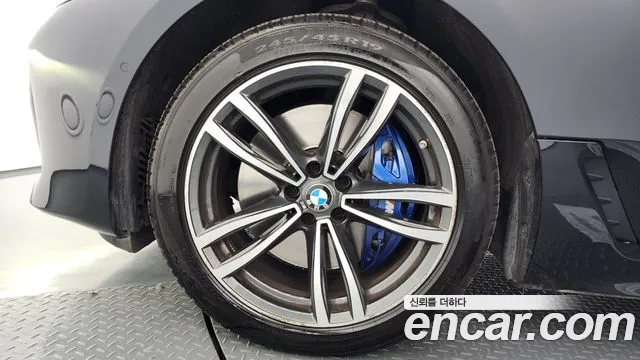 BMW Gran Turismo — Фото автомобиля 4