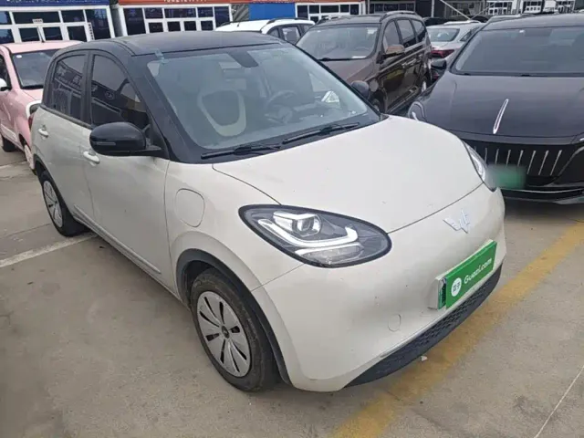 Wuling Bingo — Фото автомобиля 3