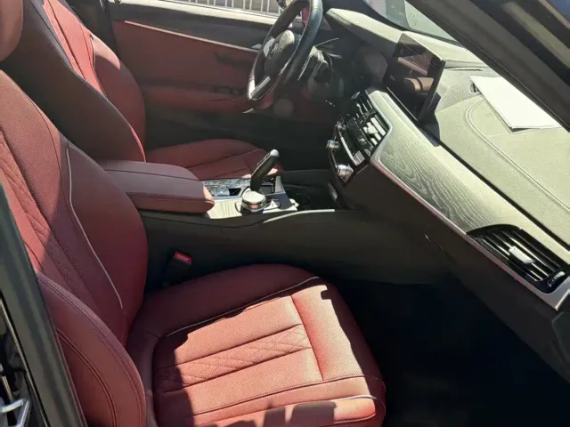 BMW 5 Series — Фото автомобиля 7