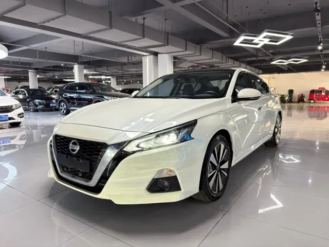 Фотография автомобиля — Nissan Teana
