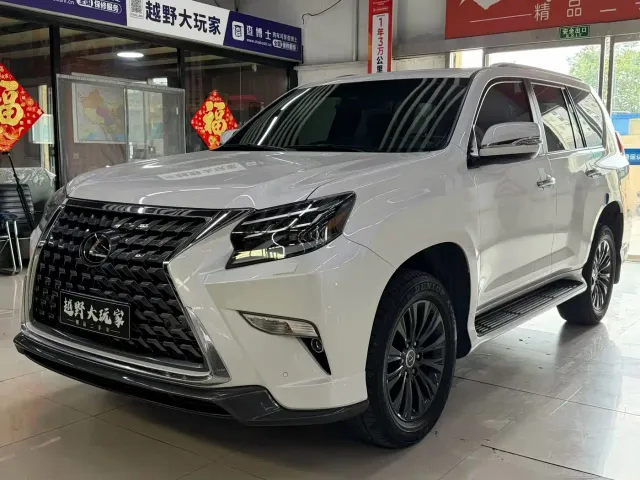 Lexus GX — Фото автомобиля 3