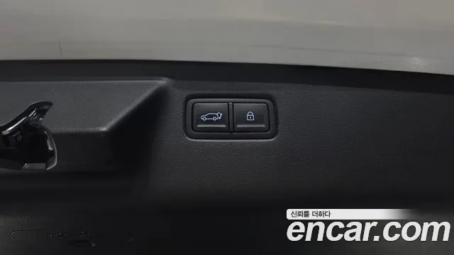 Hyundai Santa Fe MX5 — Фото автомобиля 20