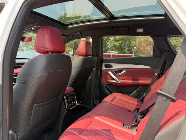 Jetour X70 Plus — Фото автомобиля 7