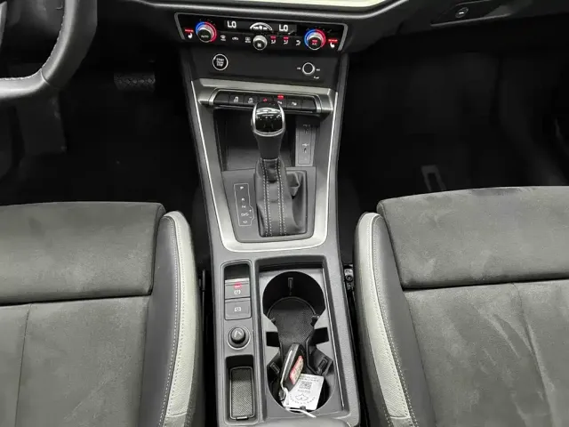 Audi Audi Q3 2023 35 TFSI Fashion Dynamic (1.4T) — Фото автомобиля 11
