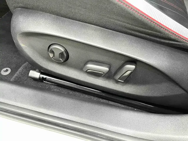 Volkswagen Lamando — Фото автомобиля 12