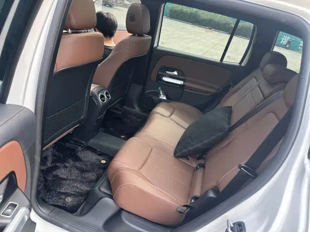 Mercedes-Benz EQB — Фото автомобиля 10