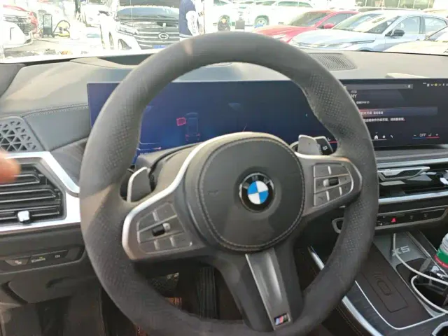 BMW X5 — Фото автомобиля 15
