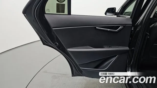 Kia Niro The All New — Фото автомобиля 14