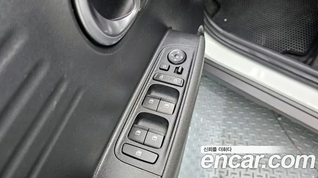 Hyundai Casper Casper Turbo Essential — Фото автомобиля 17