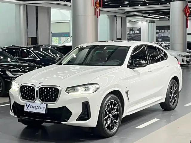 Фотография автомобиля — BMW X4