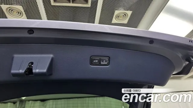Genesis GV80 — Фото автомобиля 28