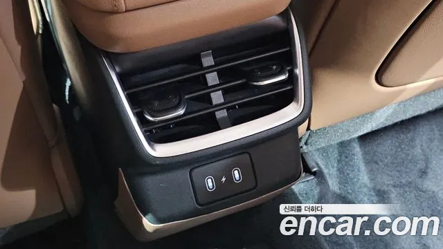 Hyundai Grandeur GN7 — Фото автомобиля 26