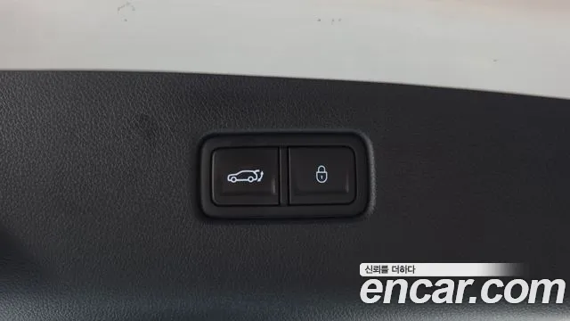 Genesis GV70 — Фото автомобиля 23