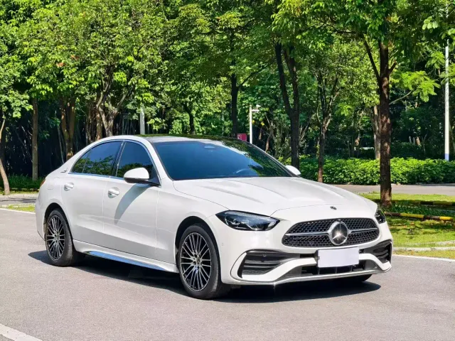 Mercedes-Benz C-Class — Фото автомобиля 3