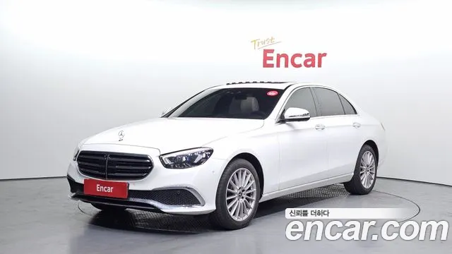 Фотография автомобиля — Mercedes-Benz E-Class W213
