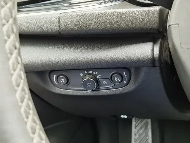 Buick Regal — Фото автомобиля 21