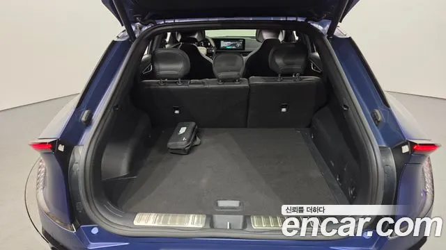 Kia EV6 — Фото автомобиля 27