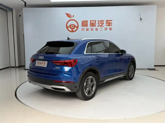 Audi Q3 — Фото автомобиля 4