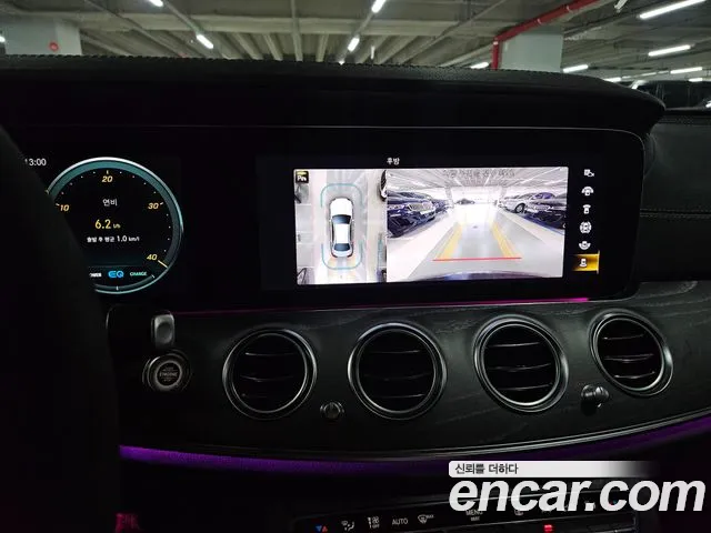 Mercedes-Benz E-Class — Фото автомобиля 17